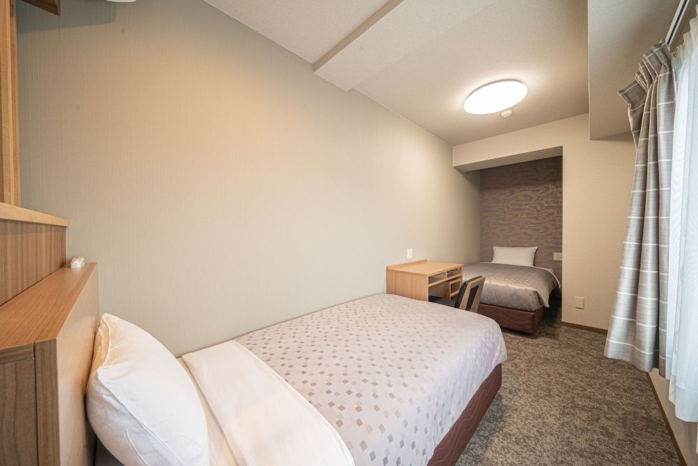 Kyoto Plaza Hotel Kyoto Station South Twin Room (Compact) 2
