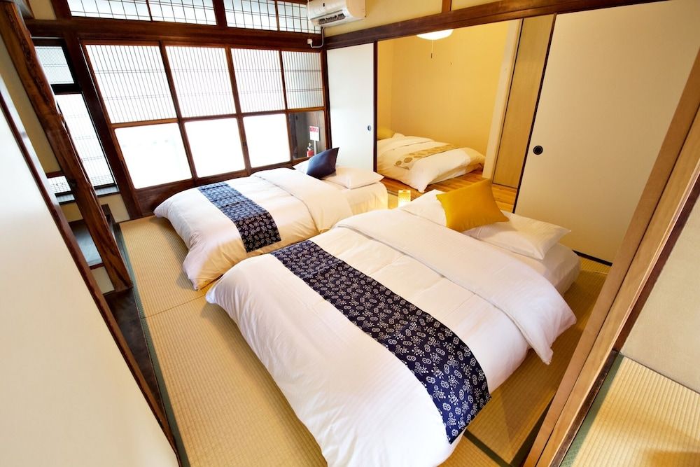 undefined Kochonoyume Nanajokawaramachi 6