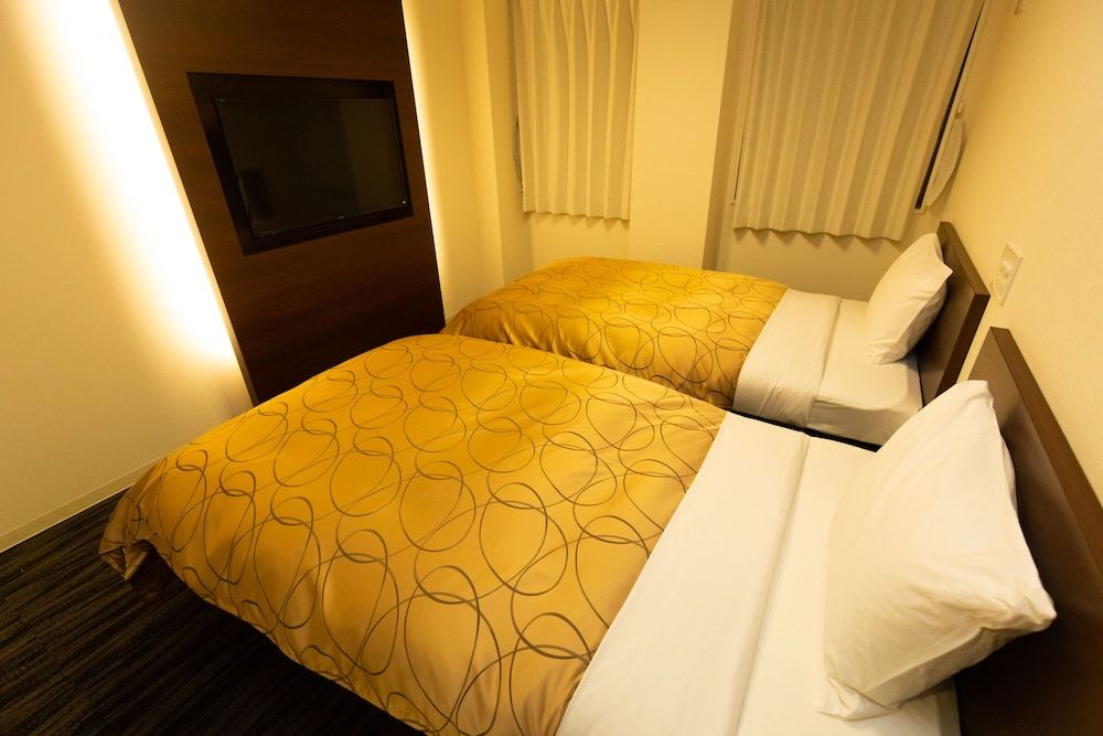 Home Inn Kujokawaramachi Standard Twin Room 3