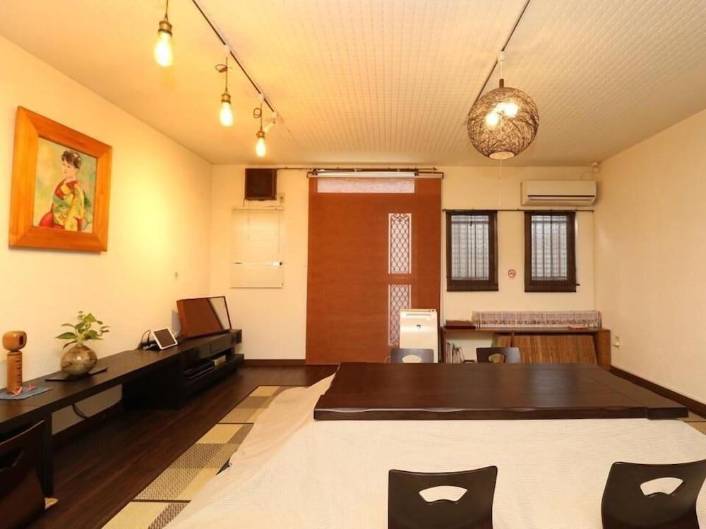 Guesthouse Kyoto Yamashina Family House 2