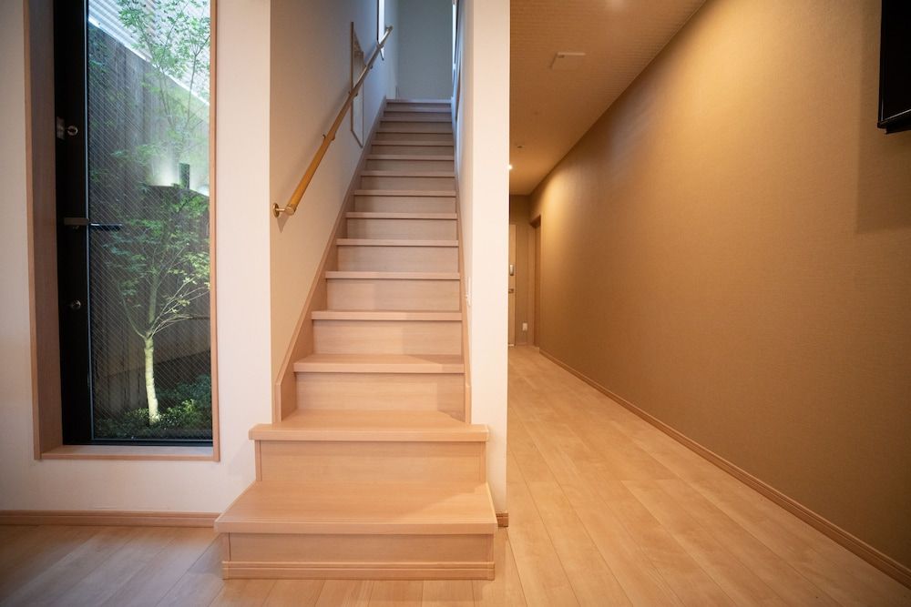 undefined Onya Kaede 7