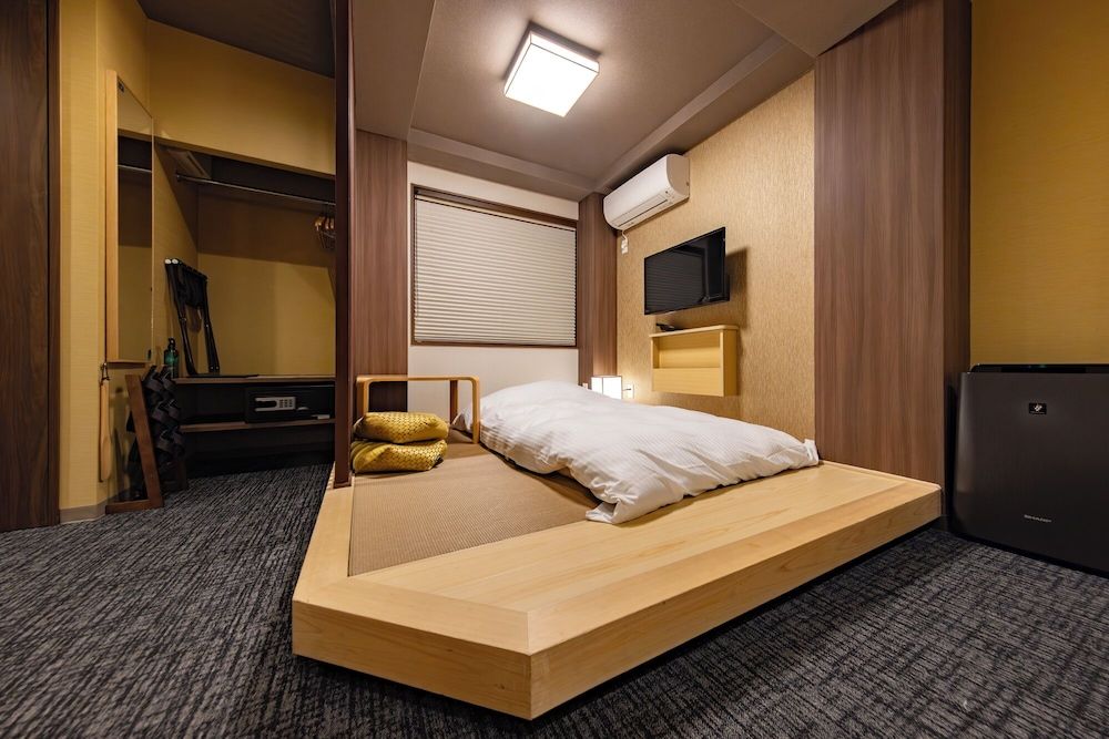 MADOKA Kyoto Station West Double Room 3