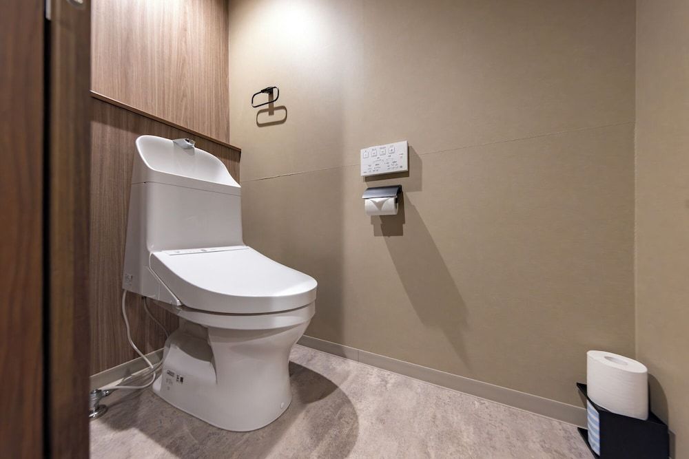 MADOKA Kyoto Station West Hollywood Twin Room 11