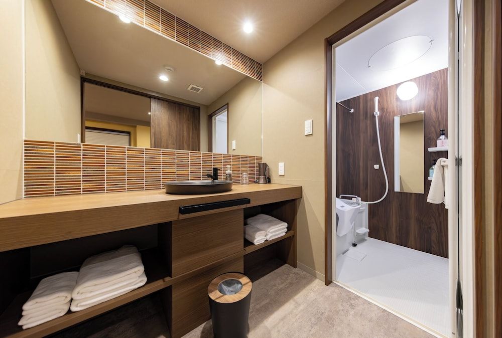 MADOKA Kyoto Station West Hollywood Twin Room 10