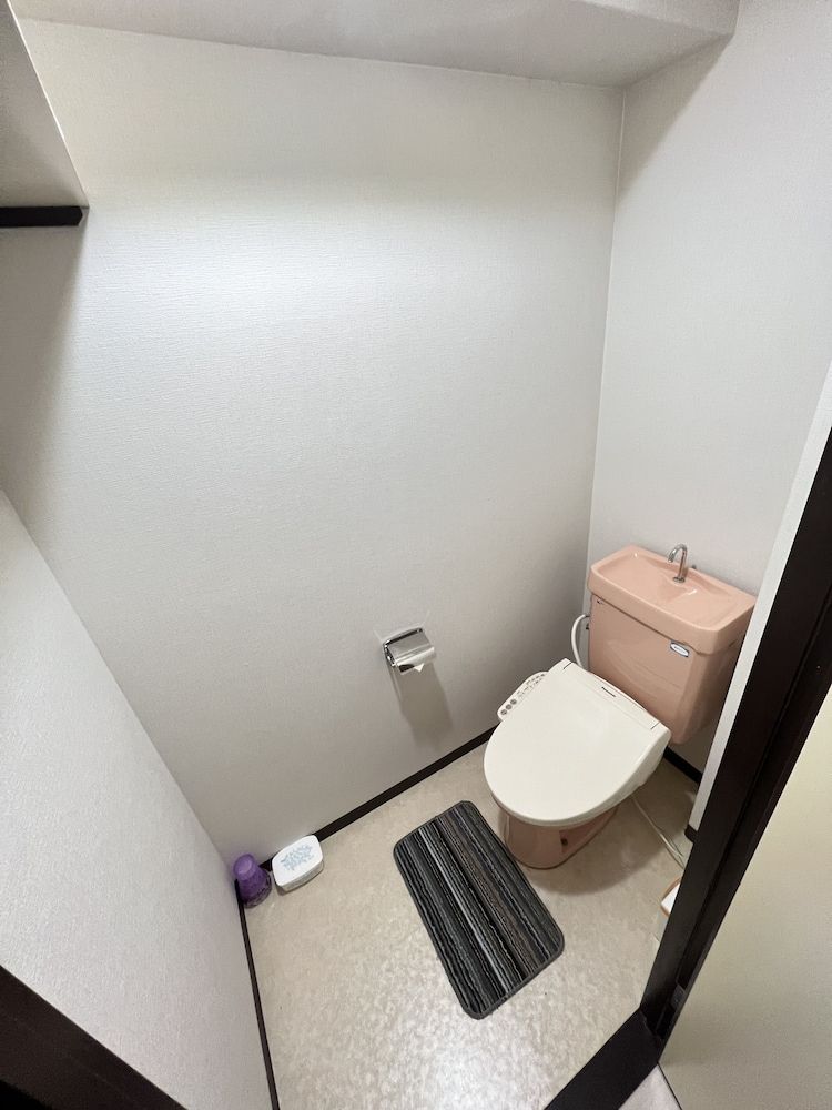 undefined Gojo sefi-apartment 101 9