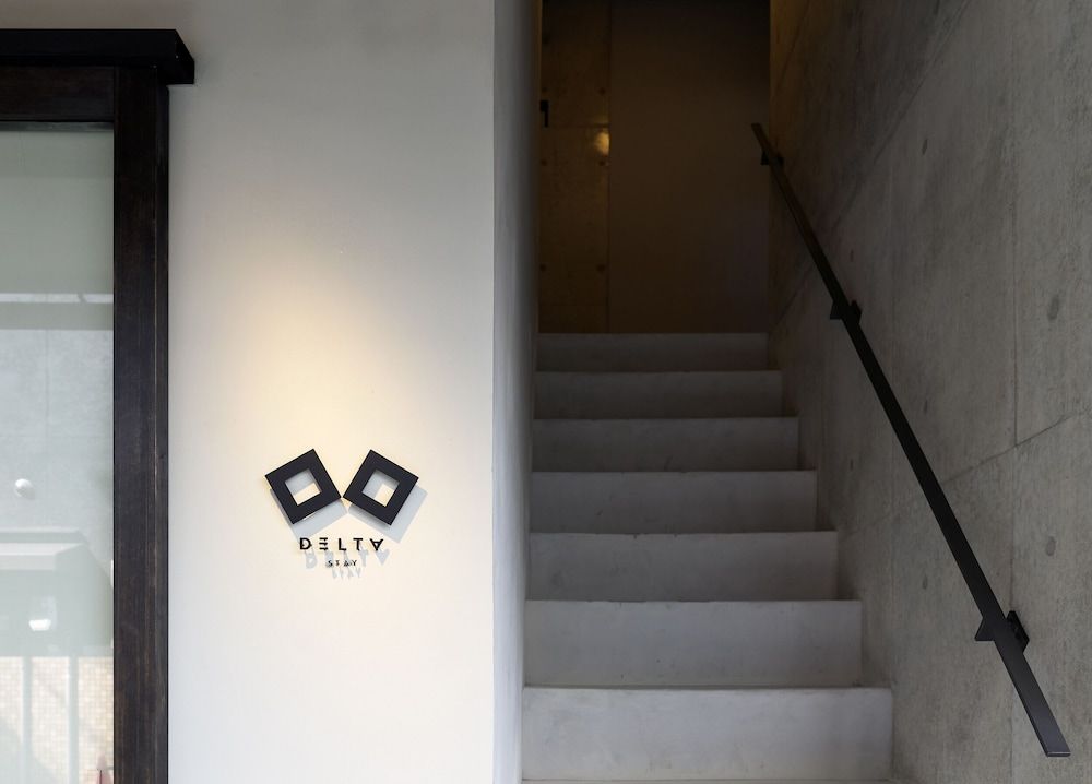 undefined DELTA Stay 2