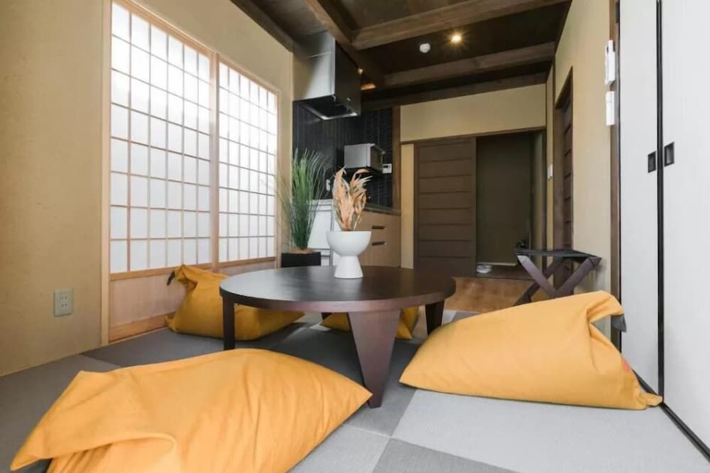 No.8 Kyoto Room for 5 Guests 2