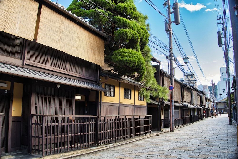 undefined Kanade ShijoShinmachi 8