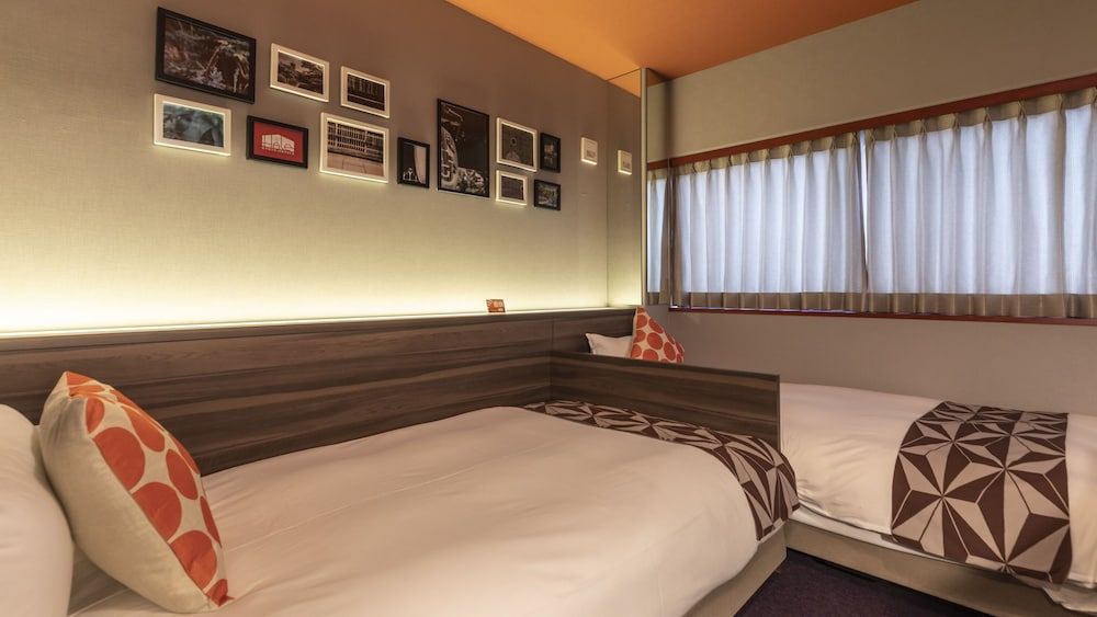 105DT Deluxe Twin Room, Non Smoking
