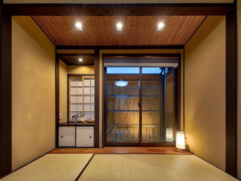 undefined Tsumugi Tojihachijo 10