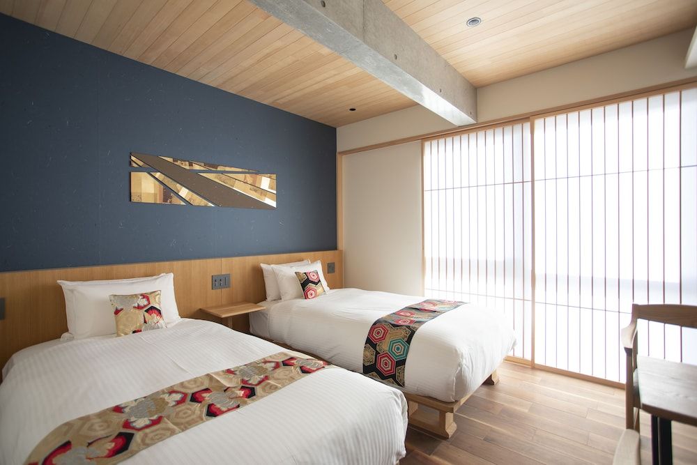 Twin Room with Shower, Non Smoking