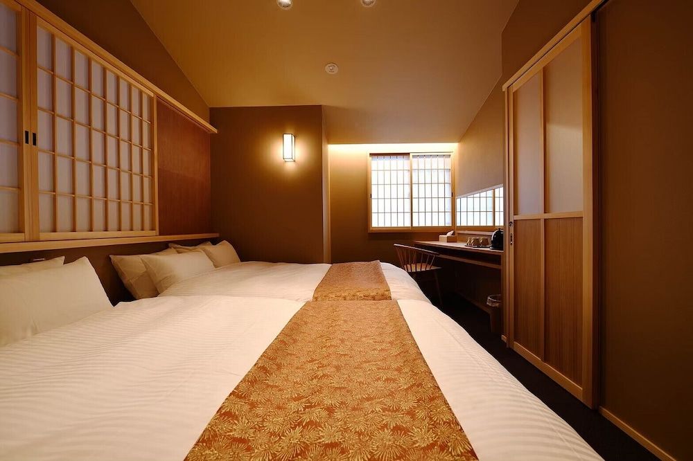 undefined FOUR SEASONS INN KYOTO 10