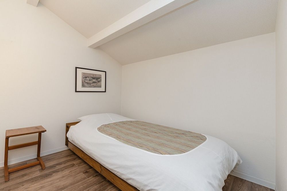 undefined Dongurian 10