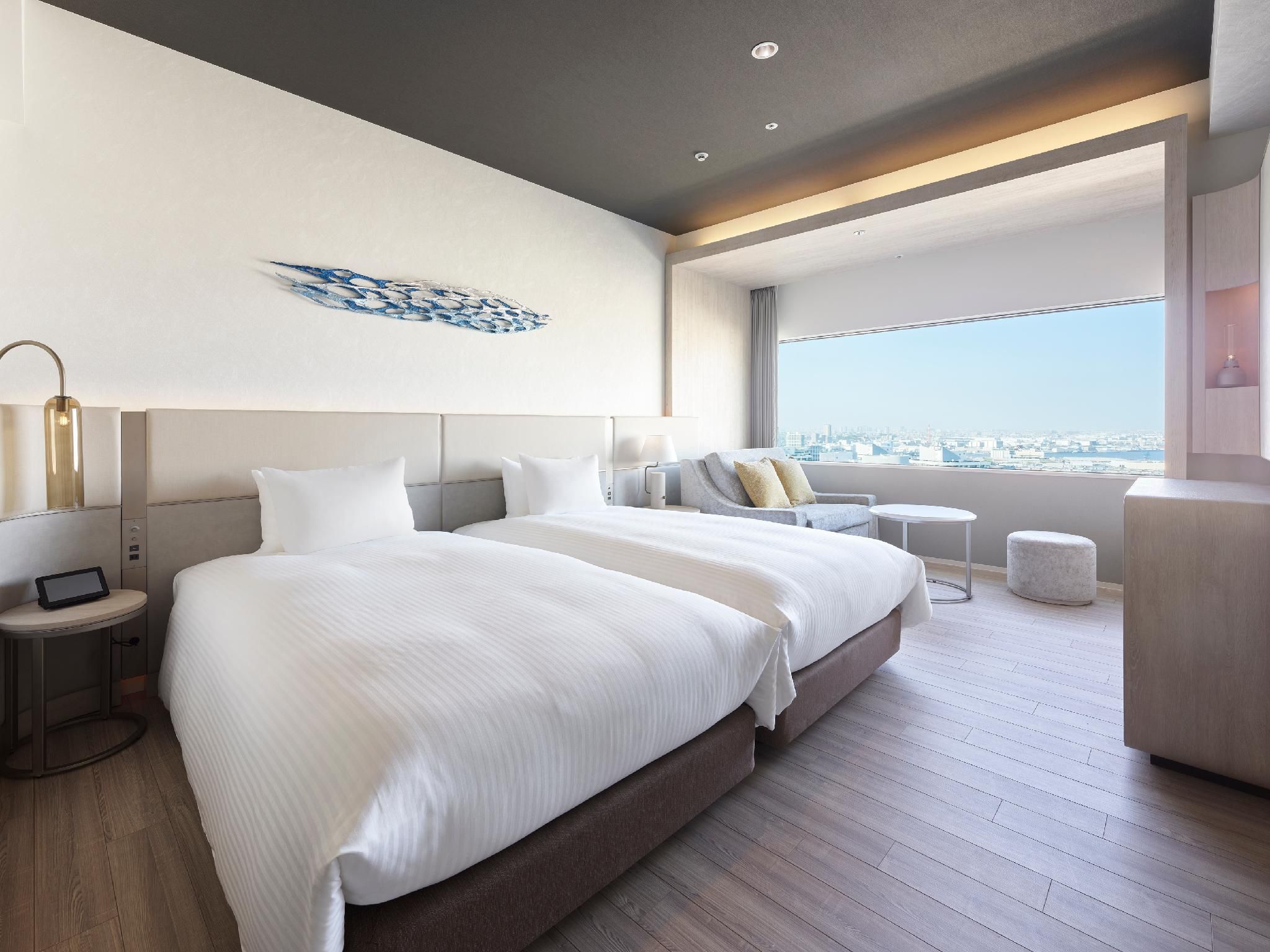Deluxe - 2 Beds 1 Extra