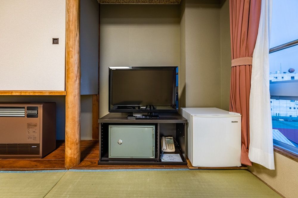 Japanese Room up to 3 guests (Non-Smoking)