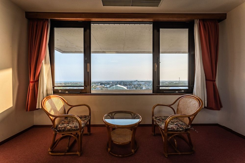 Japanese Room up to 5 guests with Shared Shower (Non-Smoking)