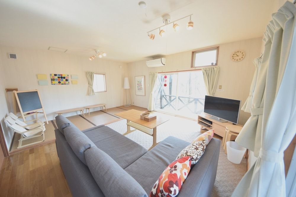 Cottage No.1 KOMOREBI