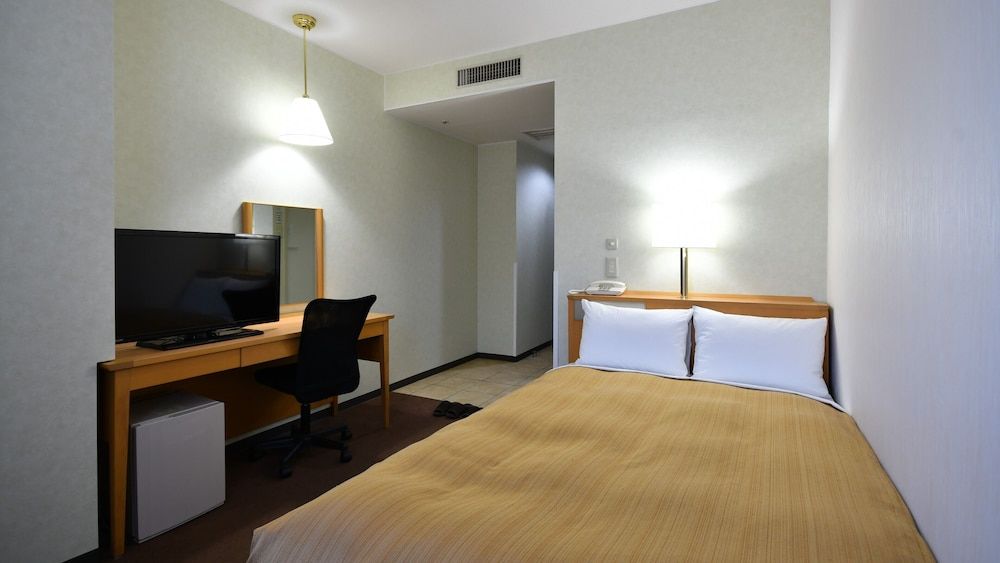 Standard Single Room, Smoking