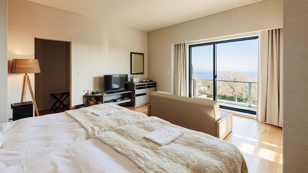 Luxury Suite
