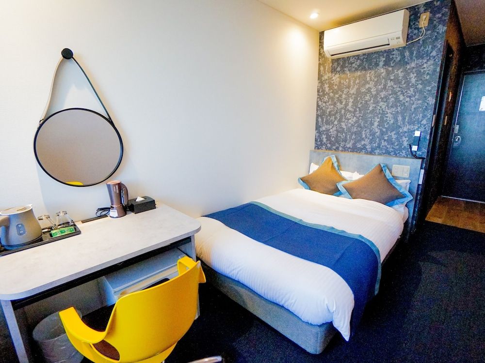 Renewal Semi-Double Room, Non Smoking