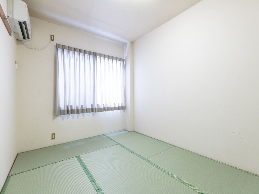 Japanese Single Room with Shared Bathroom, Non Smoking