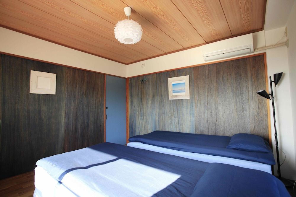 Room (Sea)