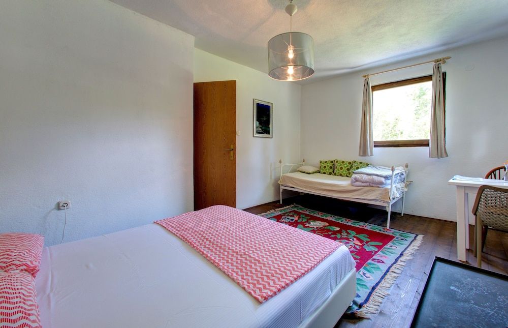 Quadruple Room, Shared Bathroom