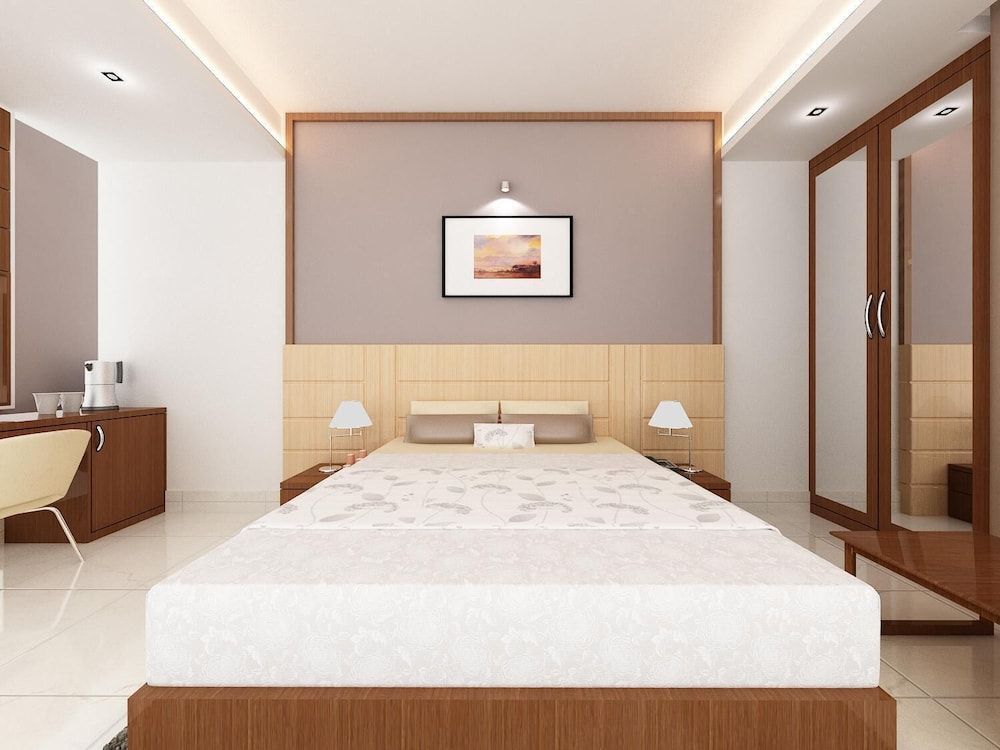 Royal Raj Hotel & Condominium Deluxe Single Room 4