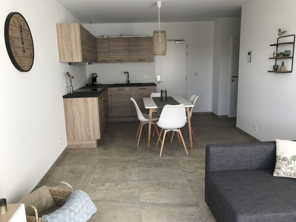 Apartment (Helmgras)