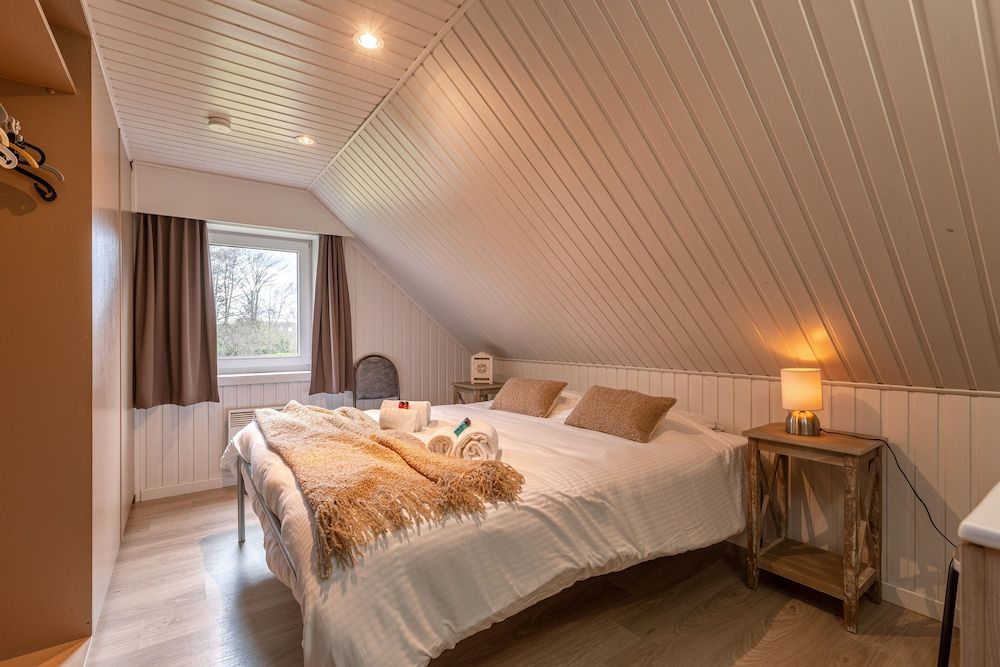 House, 4 Bedrooms, Terrace, Garden View