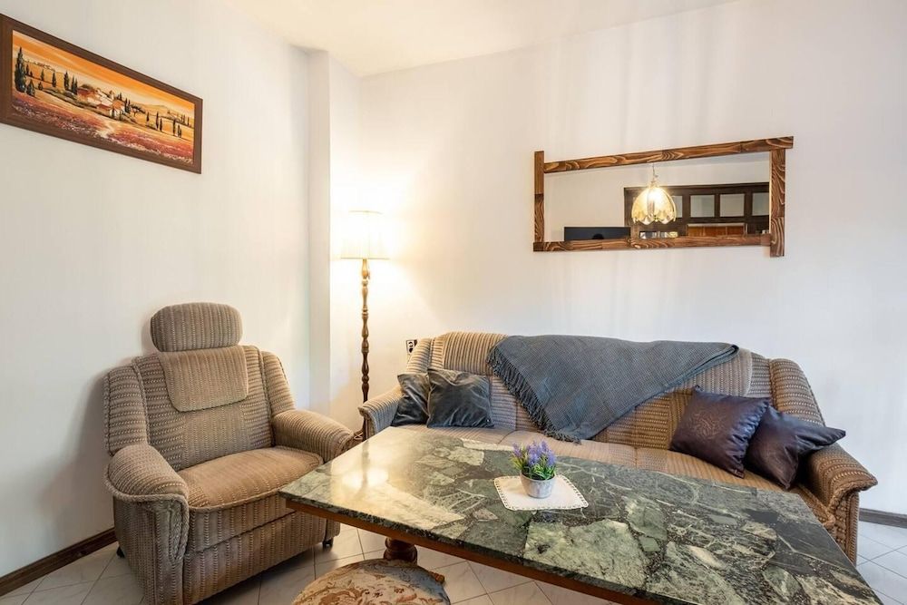 Lovely 5-bed Authentic House in the Arbanasi House 27