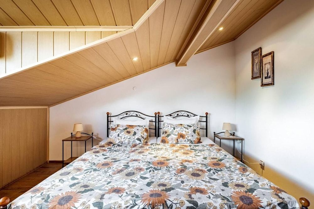 Lovely 5-bed Authentic House in the Arbanasi House 7