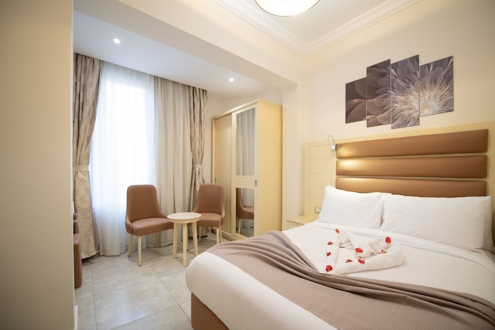 Marom Port Said Resort & Beach Family Suite, 3 Bedrooms, Lagoon View 5