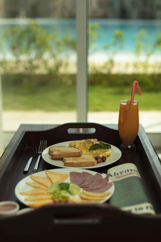 Room Service - Dining