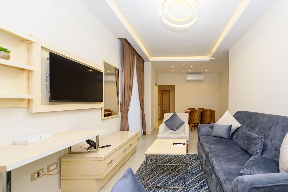 Marom Port Said Resort & Beach Suite, 2 Bedrooms, Poolside 11