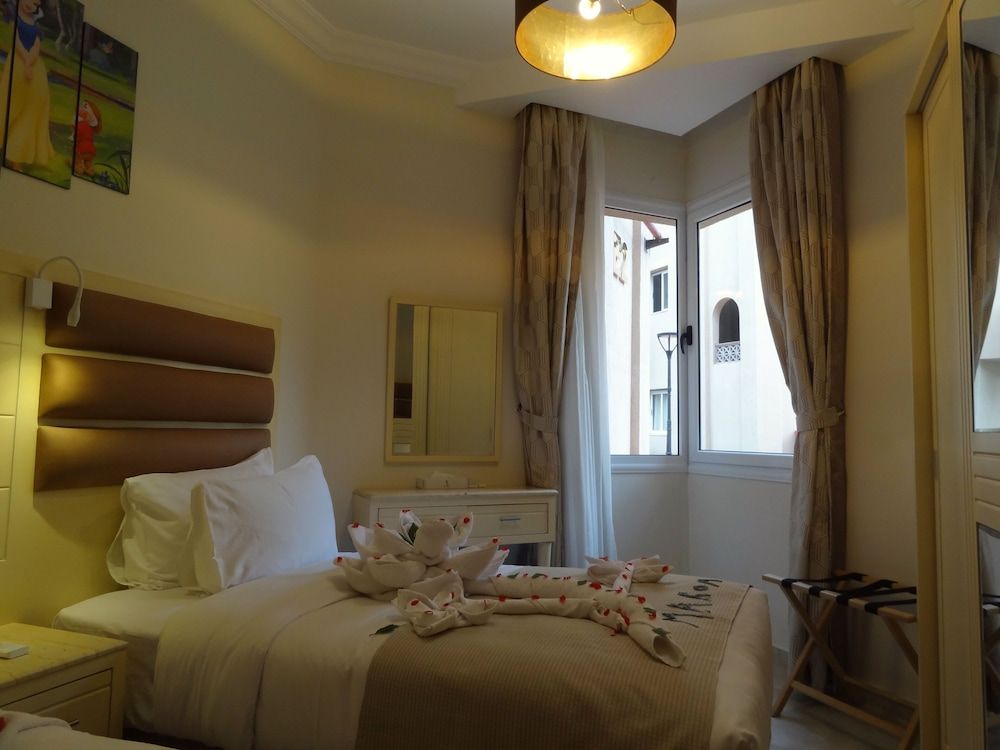 Marom Port Said Resort & Beach Family Suite, 3 Bedrooms, Lagoon View 6