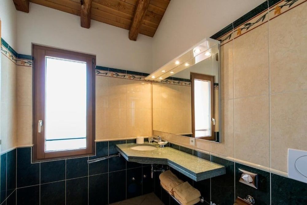 Hotel Il Castagno Classic Triple Room 2