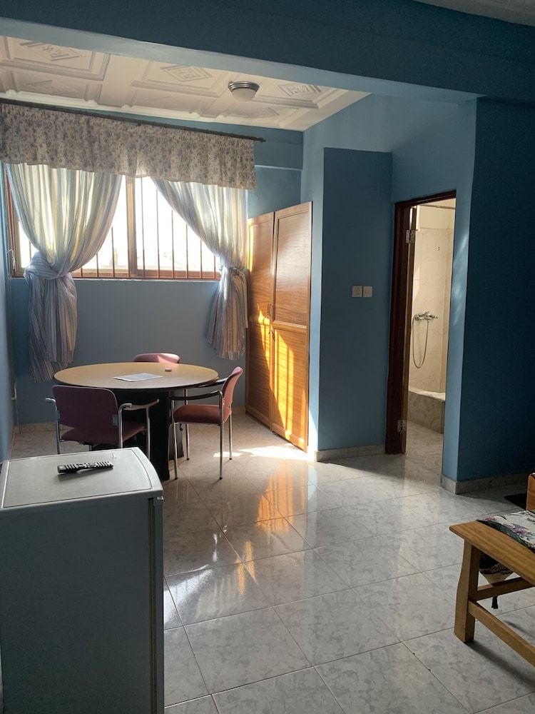 Sovitel Hotel and Restaurant Deluxe Single Room 4