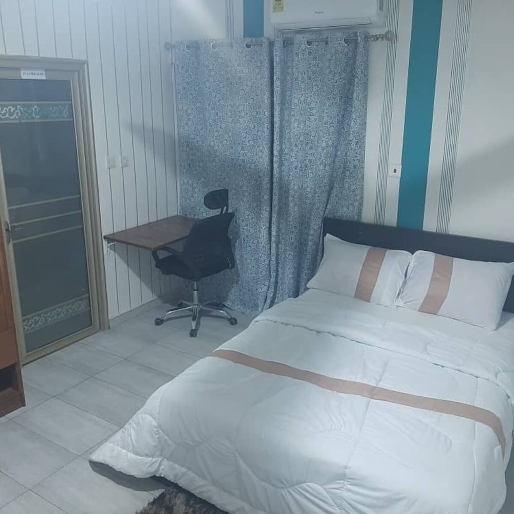 MAXJEN HAVEN GUEST HOUSE Comfort Double Room Single Use 4