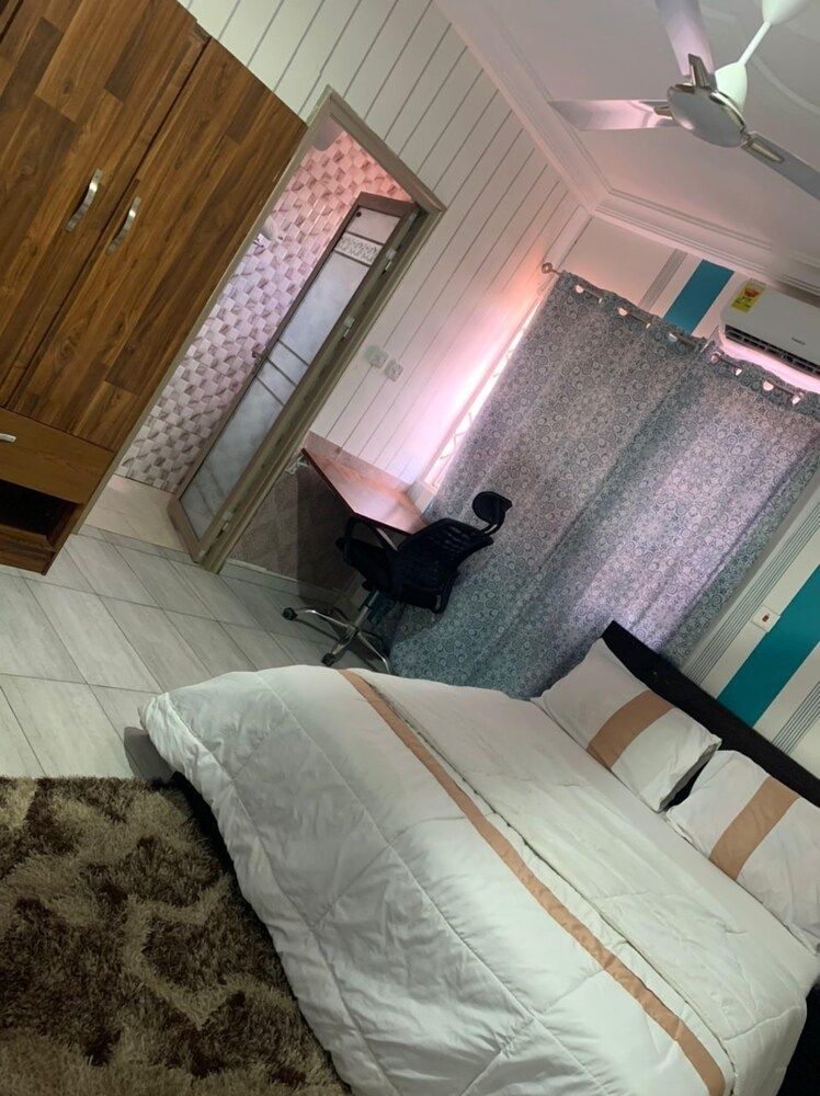 MAXJEN HAVEN GUEST HOUSE Comfort Double Room Single Use 12