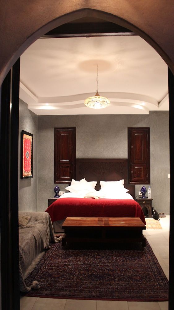 Villa Diaf Johanne Superior Suite, Pool View 4