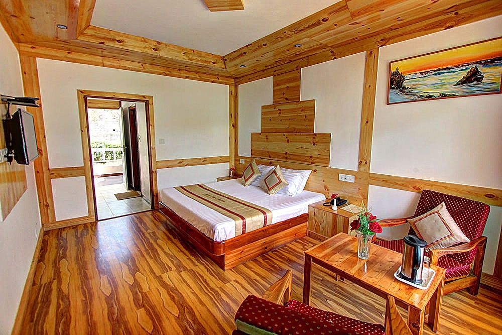 Hotel The Conifer Deluxe Room ( Ground Floor ) With Balcony