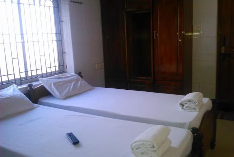 3 Bed Room ( Non AC)