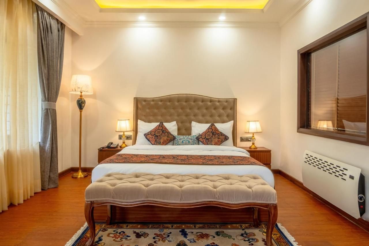 Hotel Gyalpo Residency Premier Club Room 4