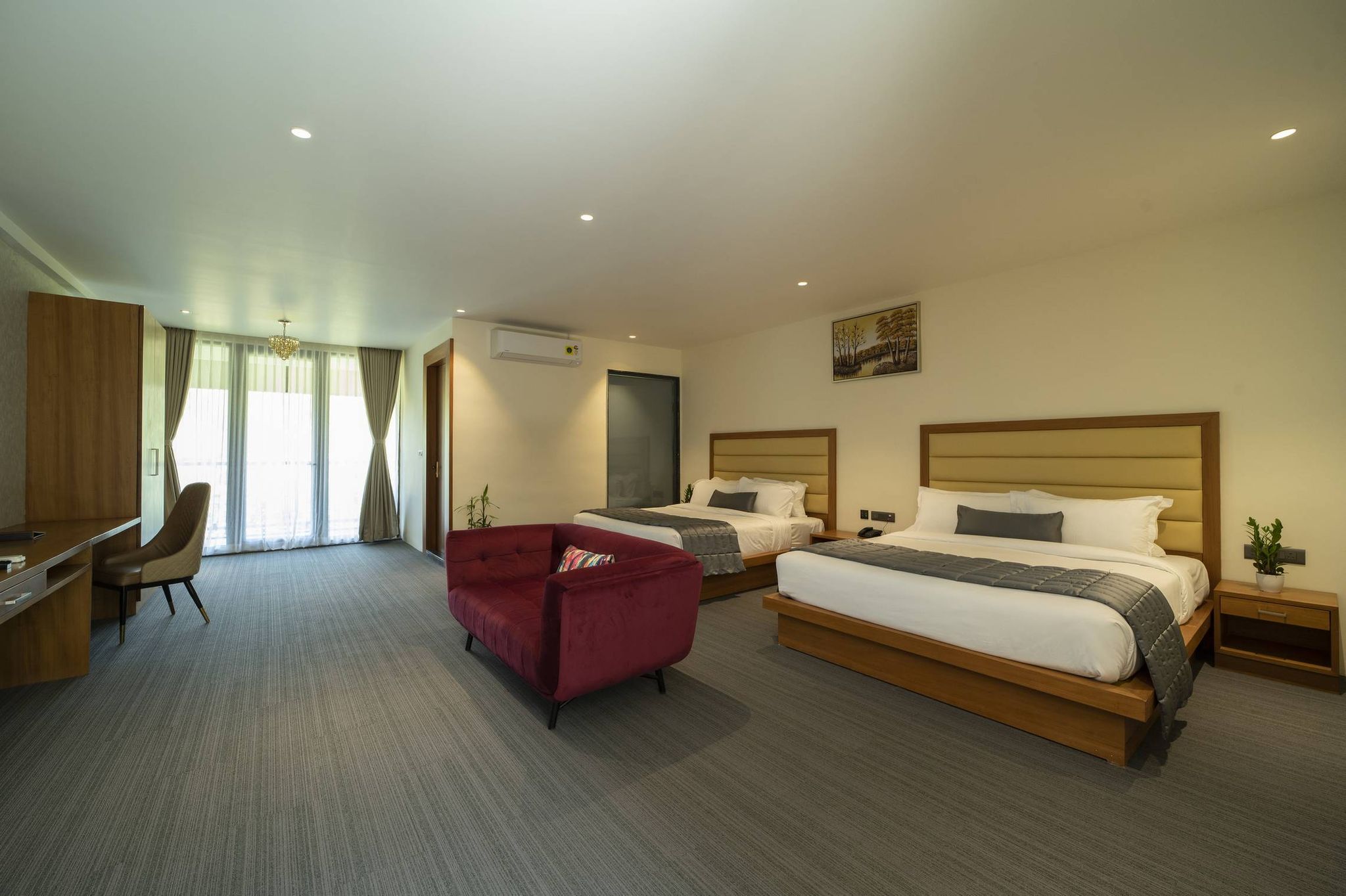 Robusta - Two King Beds With Jacuzzi