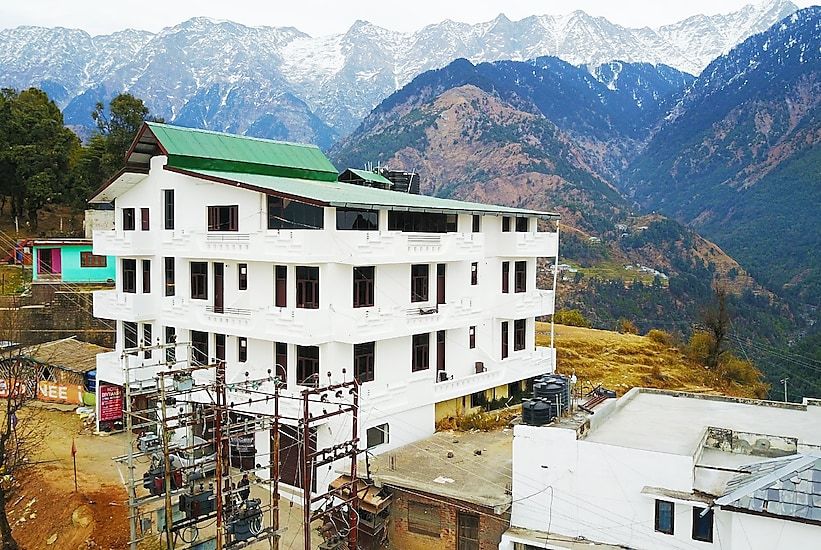 Hotel Divyansh by Vrb Hotels