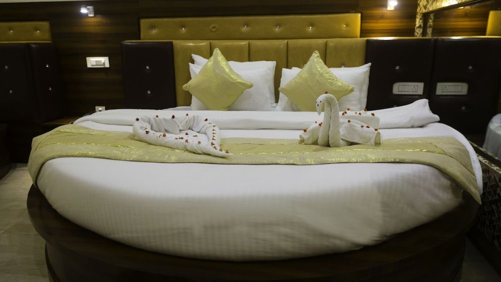 Hotel Kings Regency Kings Family Suite 9