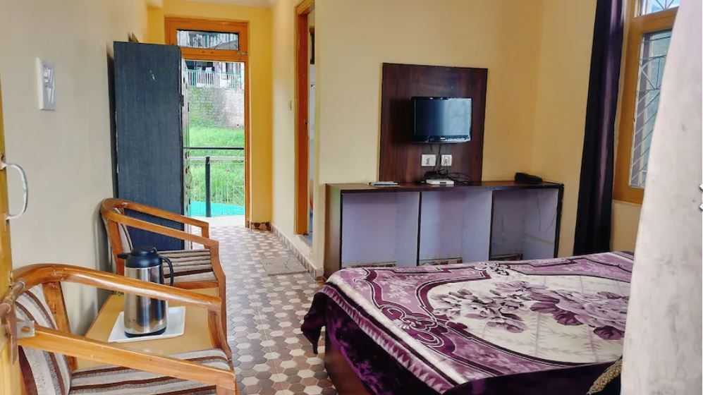 Ishwar Guest House Standard Room 5