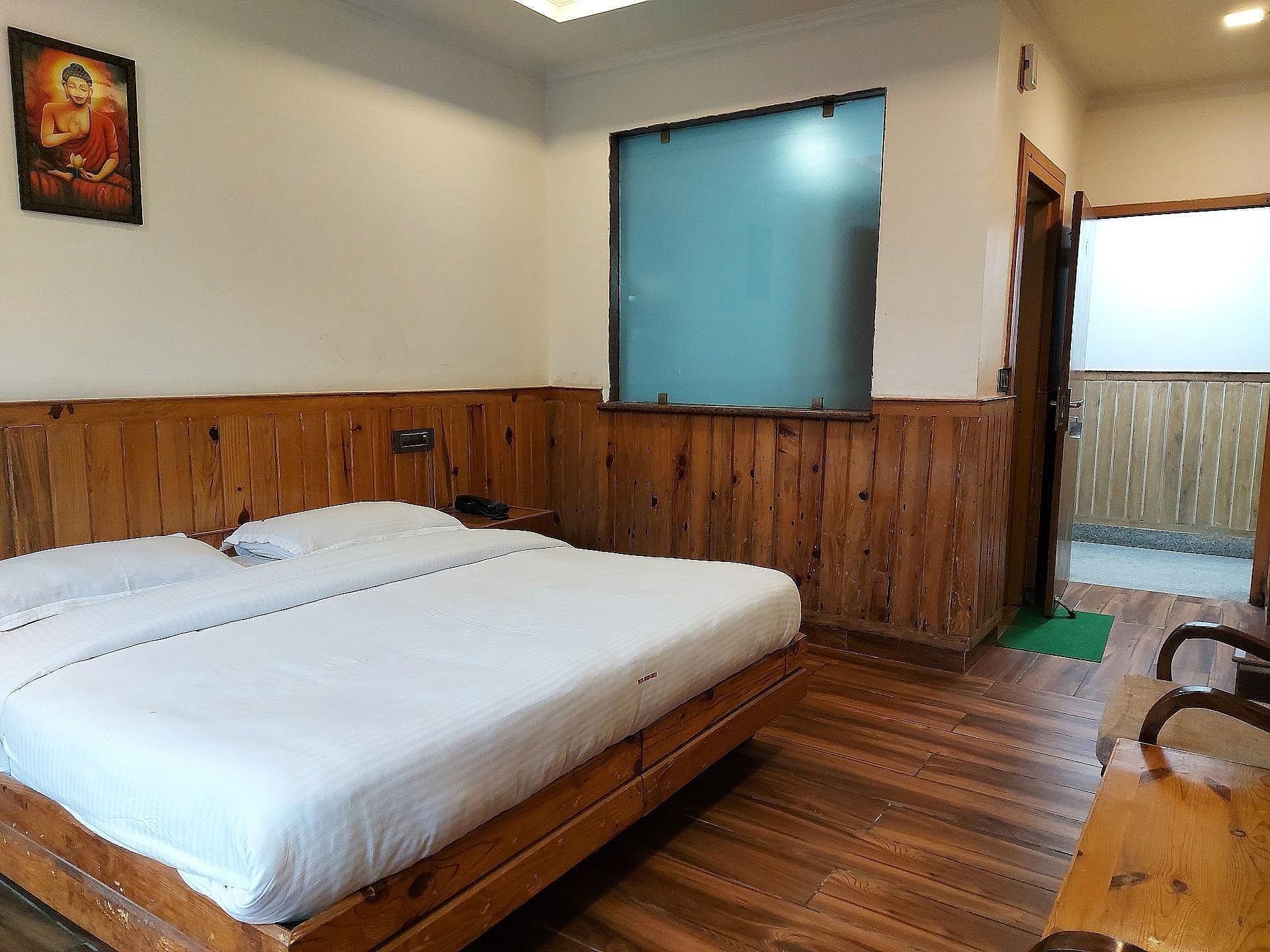 Hotel Wood Castle Deluxe Room 7