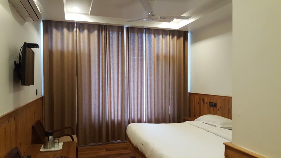 Hotel Wood Castle Deluxe Room 8